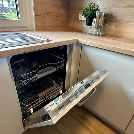 3-Room New Fully Furnished Apartment * Leonberg