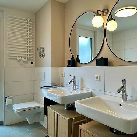 3-Room New Fully Furnished Apartment Apartment